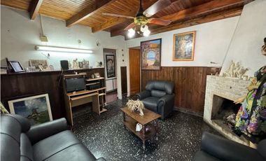 Vendo Casa y Departamentos en Concepción del Uruguay, Entre Ríos.