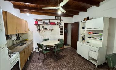 Vendo Casa y Departamentos en Concepción del Uruguay, Entre Ríos.