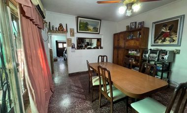 Vendo Casa y Departamentos en Concepción del Uruguay, Entre Ríos.