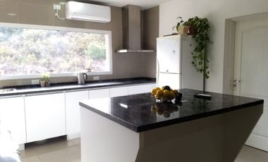 VENTA DE CASA EN Juana Koslay