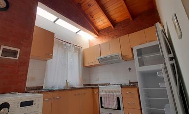 EXCELENTE PH DE 2 AMB AMPLIOS CON DOS PATIOS. MUY LUMINOSO Y AEREADO.