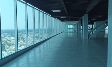 Excelente Oficina Acondicionada en Renta 4494m2. La Viga