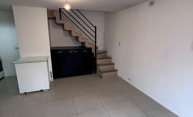 Duplex en Venta en Lanus Este