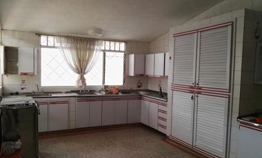 casa en venta en quinta oriental. Cod V17861