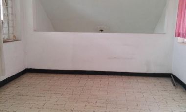 casa en venta en quinta oriental. Cod V17861