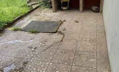 PROPIEDAD EN DOS PLANTA / OPORTUNIDAD / BERNAL / QUILMES (valor publicado a modo figurativo NO INFORMATIVO CONSULTE)