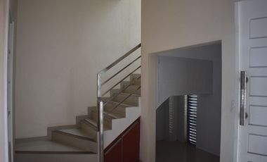 DIJUAL RUMAH SIAP HUNI 2 LANTAI DI JALAN TIUNG 2 SUKAJADI