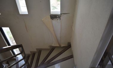 DIJUAL RUMAH SIAP HUNI 2 LANTAI DI JALAN TIUNG 2 SUKAJADI