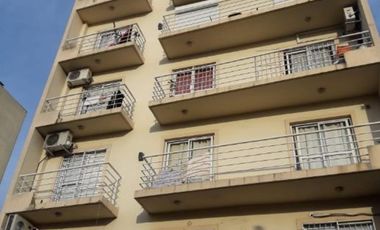 DEPARTAMENTO DE 2 AMBIENTES EN VENTA - PERMUTA