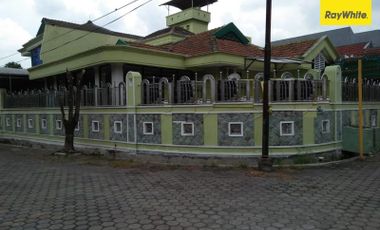 Dijual Rumah di Taman Pondok Indah, Surabaya Barat
