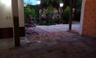 CASA EN VENTA EN TEQUISQUI APAN