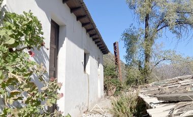 Casa en Venta en Venta Gran Casa PARA REMODELAR, Construcción Solida 5 Habitaciones, 4 Baños, 5000 m2, El Guayacan, San José de Maipo