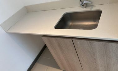 oficina en venta en alto prado. Cod V101030