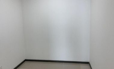 oficina en venta en alto prado. Cod V101030