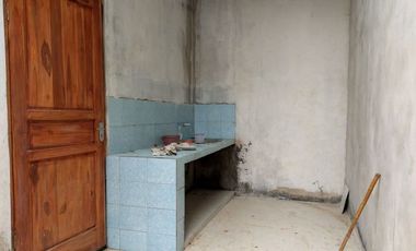 RUMAH CANTIK DALAM PERUMAHAN TEPI JALAN MAGELANG