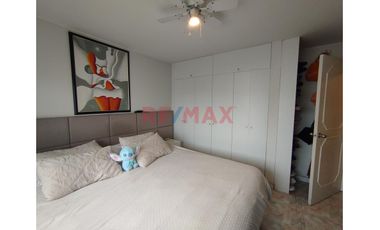 Bonito Triplex En Venta Residencial Manuel Scorza