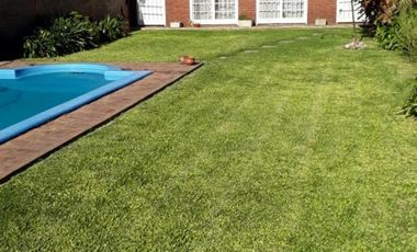 CASA 3 AMBIENTES  SOBRE LOTE 407 MTS