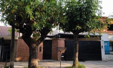 CASA 3 AMBIENTES  SOBRE LOTE 407 MTS