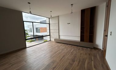 Casa en renta en ST. Angelo Resindencial