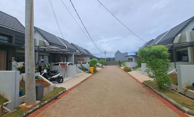 Rumah Minimalis 5 menit ke Stasiun di Bogor 1 Lantai Bebas Banjir J-38999