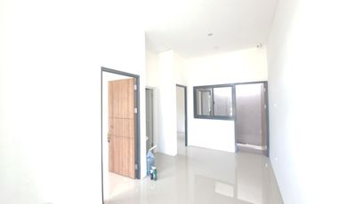 Rumah Minimalis 5 menit ke Stasiun di Bogor 1 Lantai Bebas Banjir J-38999