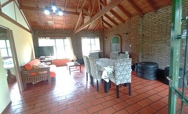 VENTA CASA QUINTA, CABAÑA, PISCINA, PARQUE, PARRILLA, COCHERA, LA REJA MORENO