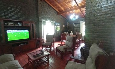 VENTA CASA QUINTA, CABAÑA, PISCINA, PARQUE, PARRILLA, COCHERA, LA REJA MORENO