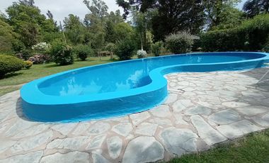VENTA CASA QUINTA, CABAÑA, PISCINA, PARQUE, PARRILLA, COCHERA, LA REJA MORENO