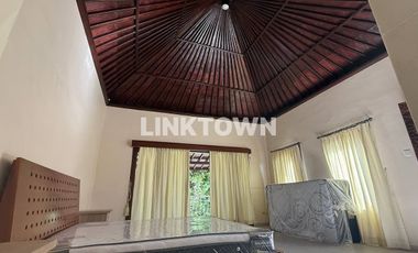 Villa for sale in Melasti Full renovation end of 2025