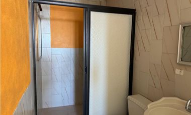 CASA EN VENTA A BORDO DE CARRETERA EN EL POLVORN