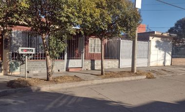 Casa en venta B° 142 viviendas
