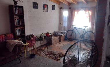 Casa en venta B° 142 viviendas
