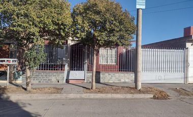 Casa en venta B° 142 viviendas