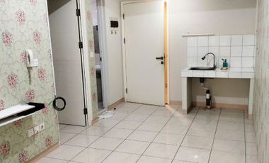Disewa Apartemen Springlake 2BR Kosongan Murah Lantai Rendah