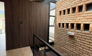 Vendo casa económica en Loja