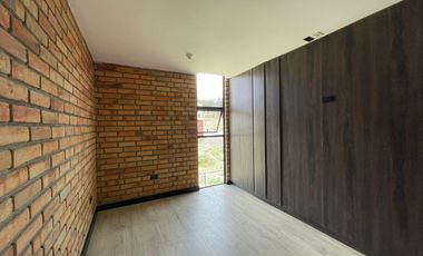 Vendo casa económica en Loja