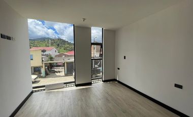 Vendo casa económica en Loja
