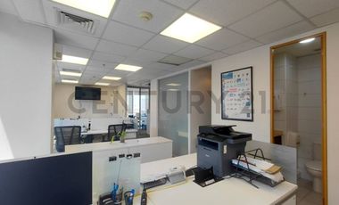 Venta Oficina en Providencia. Metro P. de Valdivia