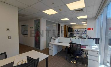 Venta Oficina en Providencia. Metro P. de Valdivia