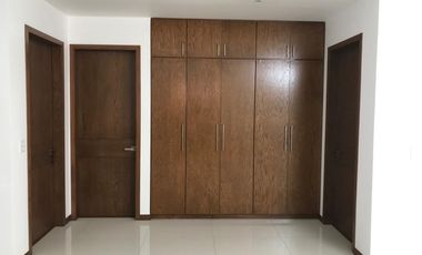 HERMOSA  RESIDENCIA EN FRACCIONAMIENTO PRIVADO