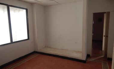 casa-local en arriendo/venta en boston. Cod V87970