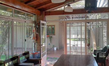 CASA DE 5 AMBIENTE CON PILETA
