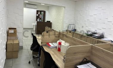 Se Arrienda edificio nuevo para oficinas y bodegas sector centro