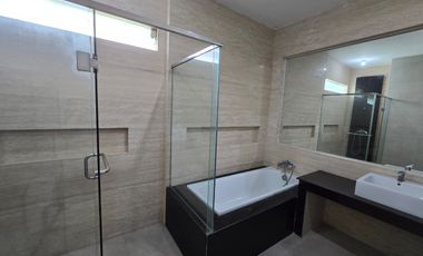 Rumah Cantik Minimalis Dijual San Antonio Pakuwon City Surabaya Timur