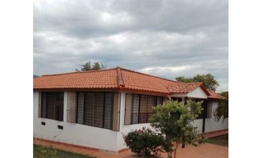 Vendo o permuto  hermosa casa campestre en Tocaima Cundinamarca