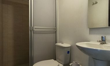 apartamento en arriendo en redoma san mateo. Cod A32093