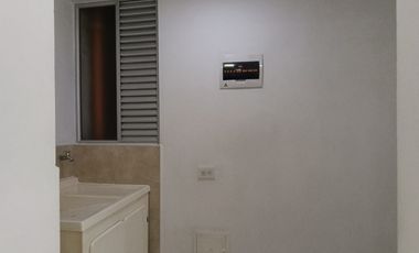 apartamento en arriendo en redoma san mateo. Cod A32093