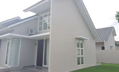BAGUS Cakep Rumah Pojok Golden Berry