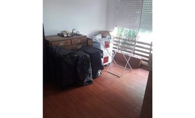 VENDO CHALET (4) Ambientes- PARQUE LURO