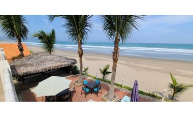 Hotel en venta Puerto Cayo Manabi
